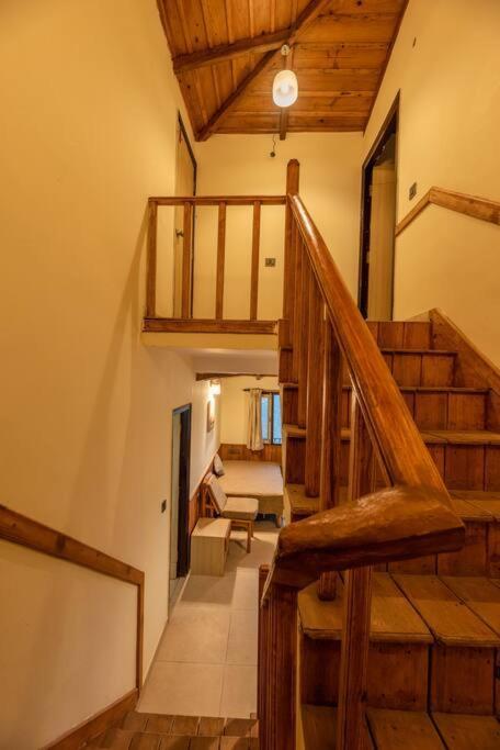 Dream Cottage 3 Pet-Friendly 2Br W Mountain View Муктесвар Екстериор снимка